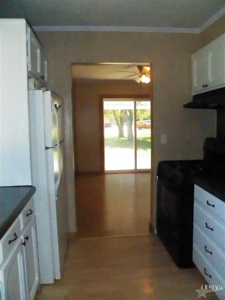 1613 Madison Street Decatur, IN 46733 - Photo 12 of 30