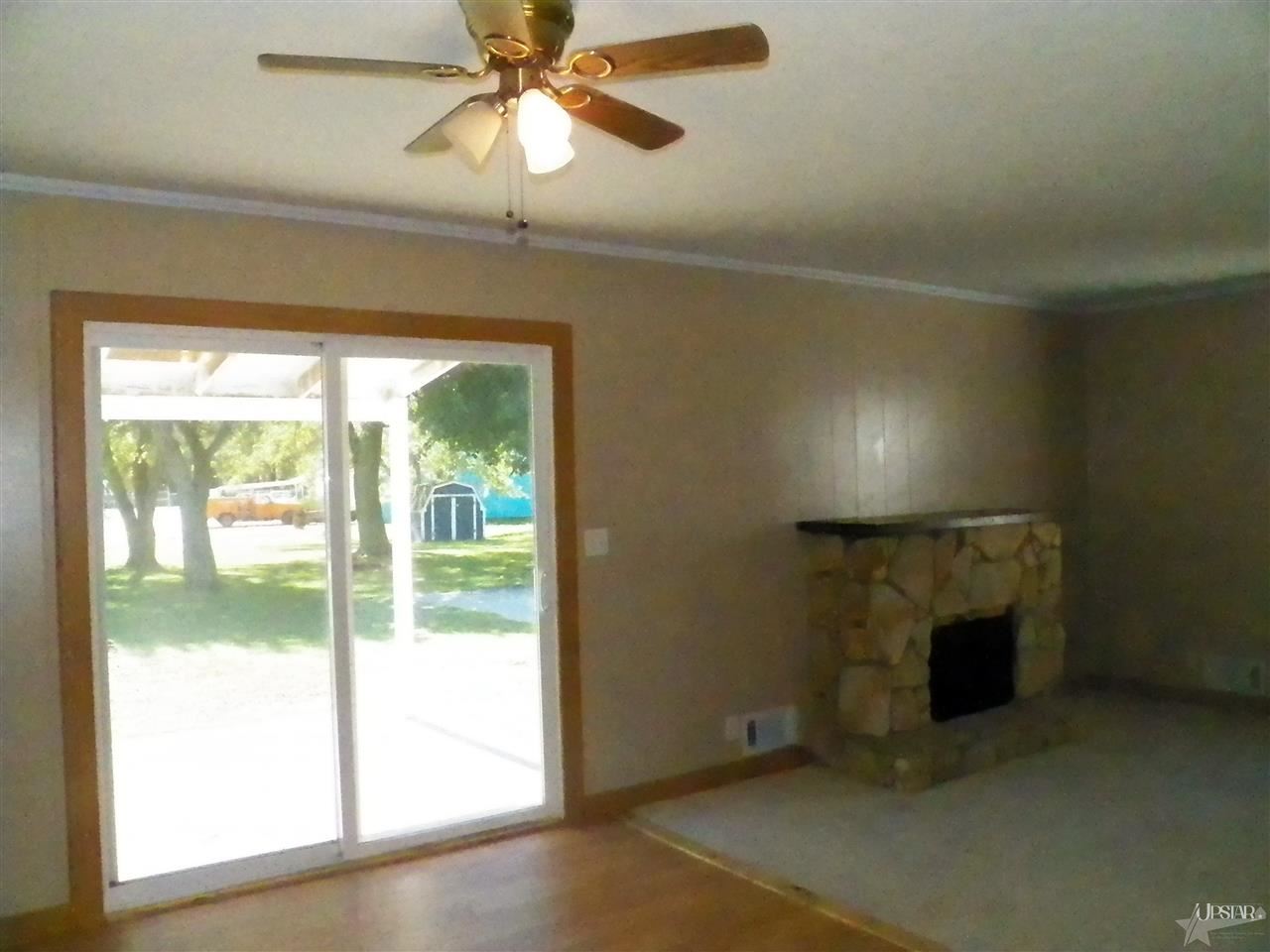 1613 Madison Street Decatur, IN 46733 - Photo 19 of 30