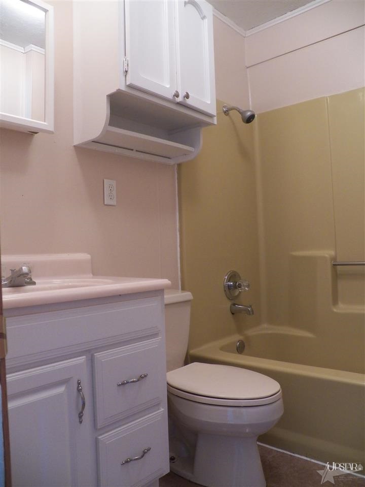 1613 Madison Street Decatur, IN 46733 - Photo 28 of 30