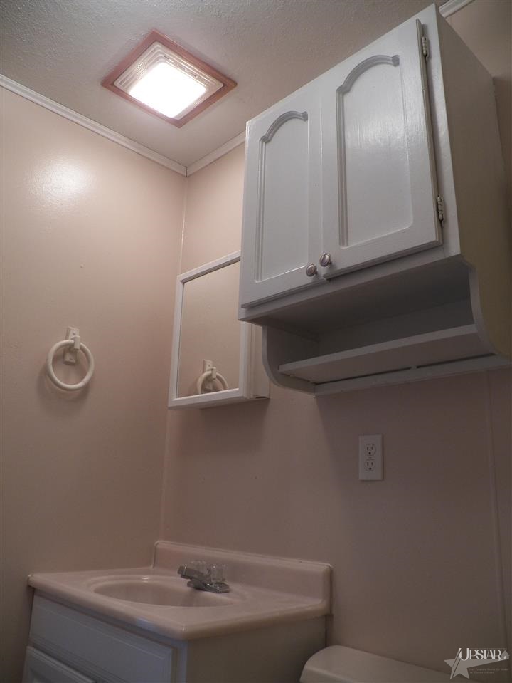 1613 Madison Street Decatur, IN 46733 - Photo 29 of 30