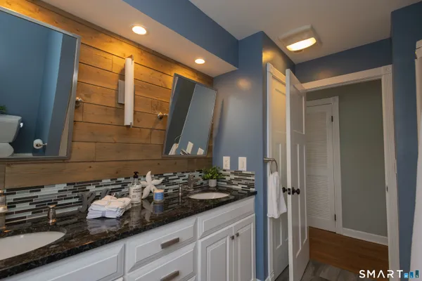 $389,900 | 150 Poplar Drive, Cheshire, CT 06410