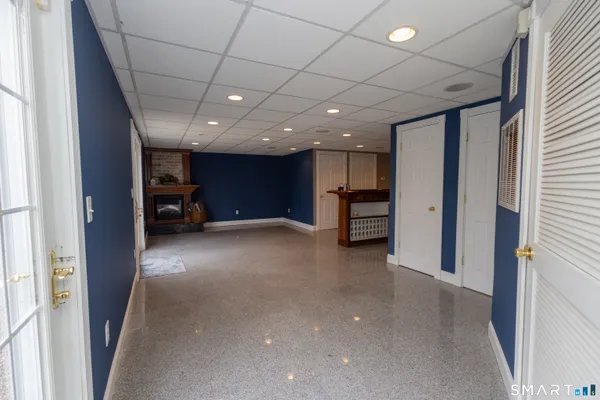 $389,900 | 150 Poplar Drive, Cheshire, CT 06410