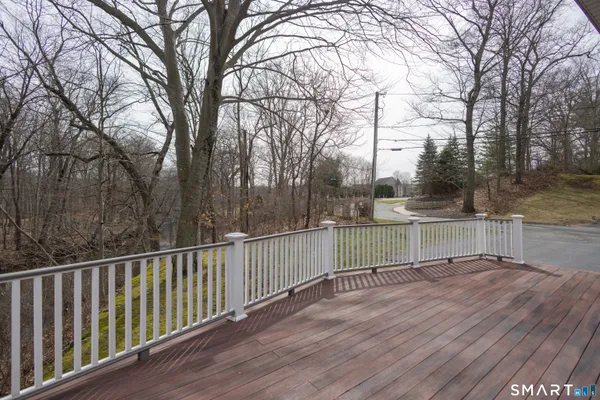 $389,900 | 150 Poplar Drive, Cheshire, CT 06410