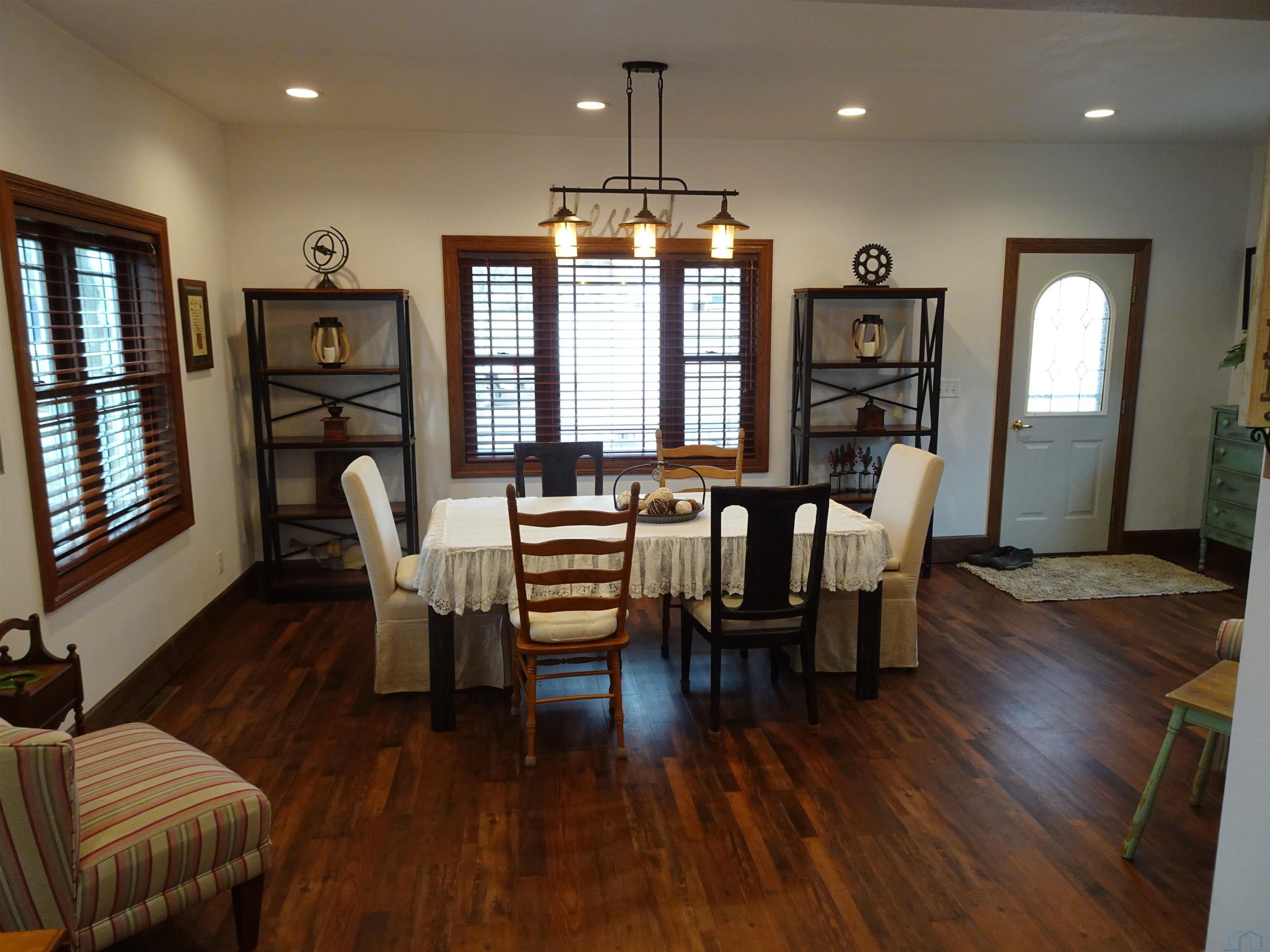 1024 7th Street Sheldon, IA 51201 - Photo 4 of 34 Gallery Image 4