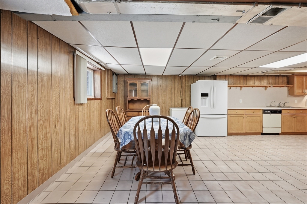 88 Roy Street Ludlow, MA 01056 - Photo 29 of 36