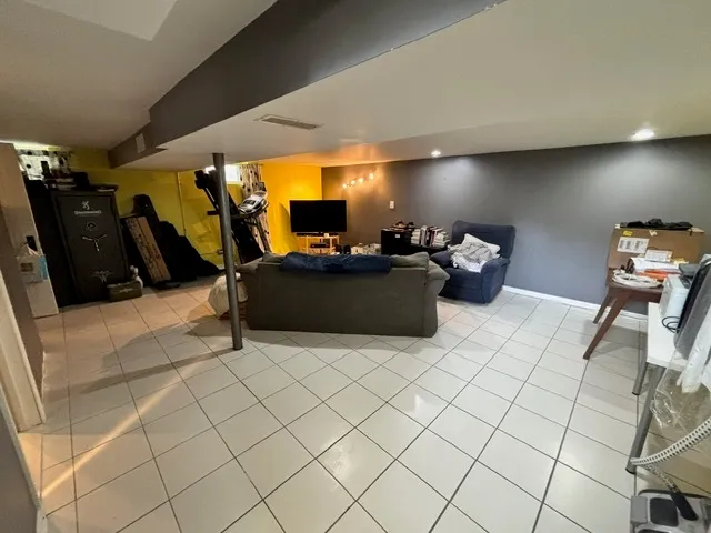 $339,900 | 1932 Newcastle Avenue, Westchester, IL 60154