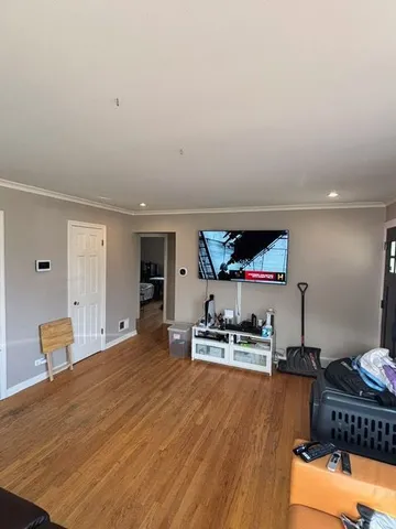 $339,900 | 1932 Newcastle Avenue, Westchester, IL 60154