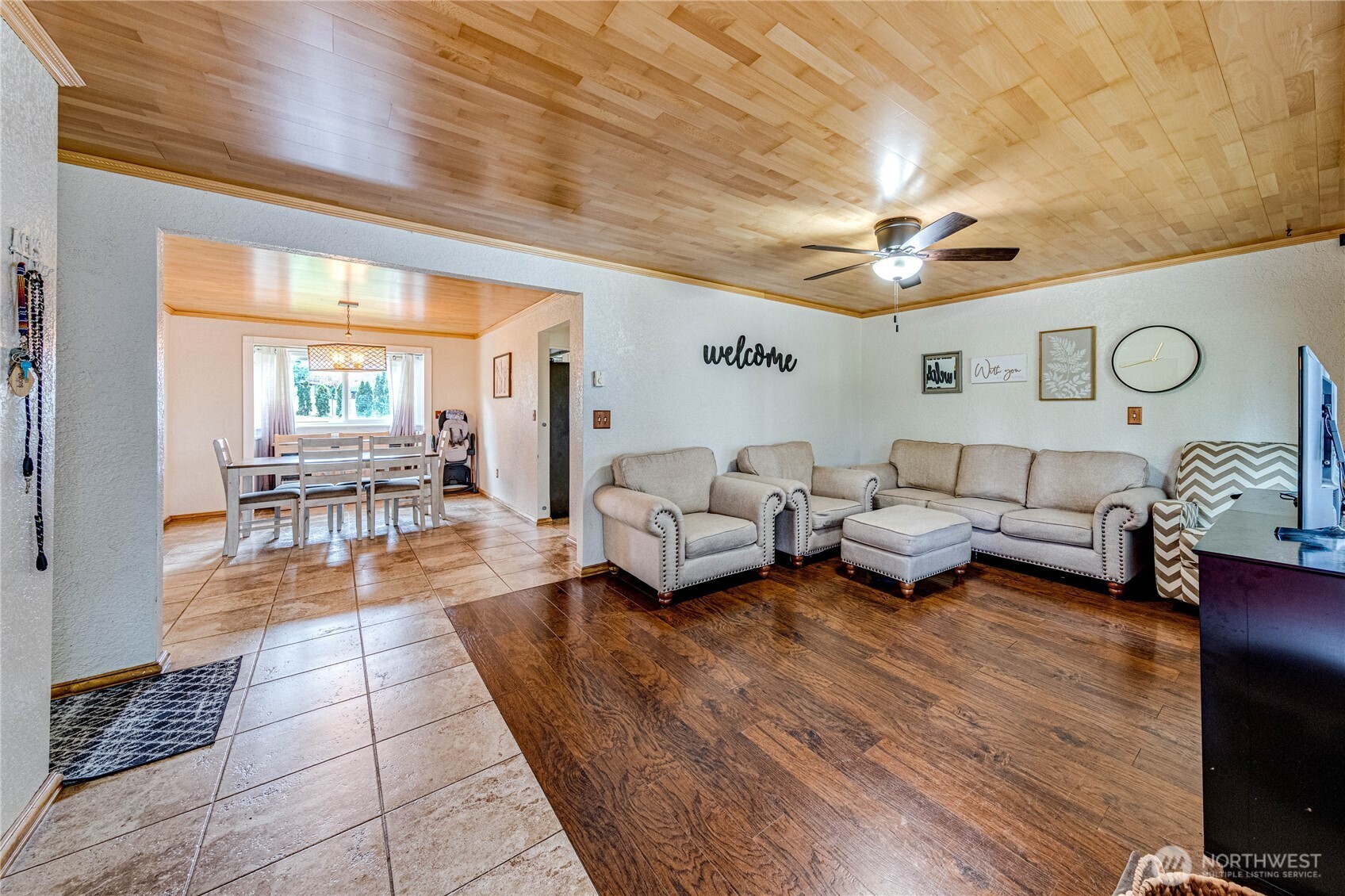 140 Osprey Glen Road Sequim, WA 98382 - Photo 3 of 34 Gallery Image 3