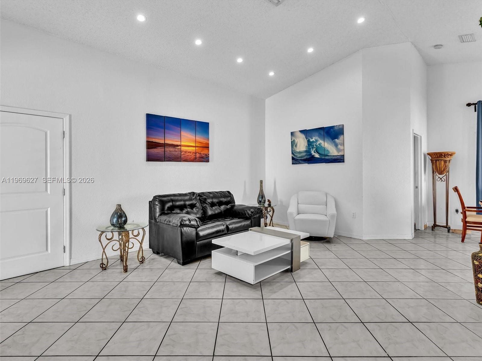 9166 Southwest 168th Court Miami, FL 33196 - Photo 14 of 59