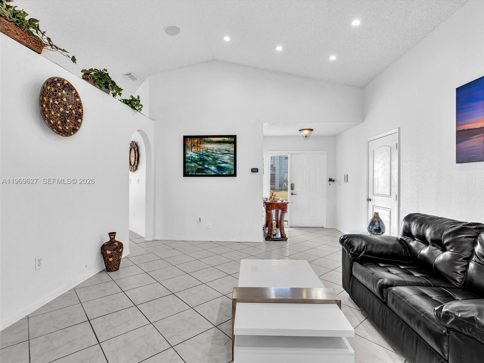 9166 Southwest 168th Court Miami, FL 33196 - Photo 16 of 59