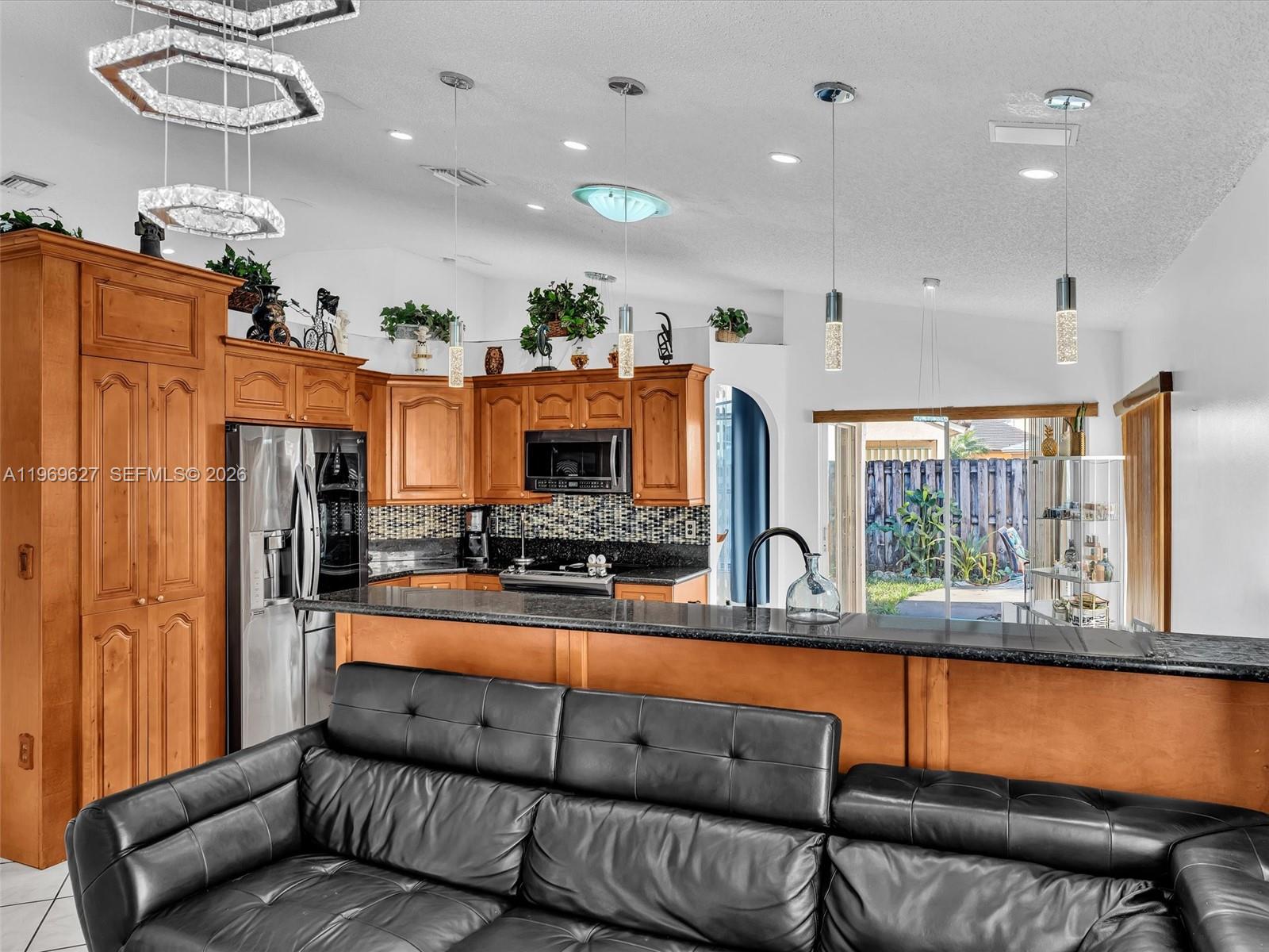 9166 Southwest 168th Court Miami, FL 33196 - Photo 25 of 59