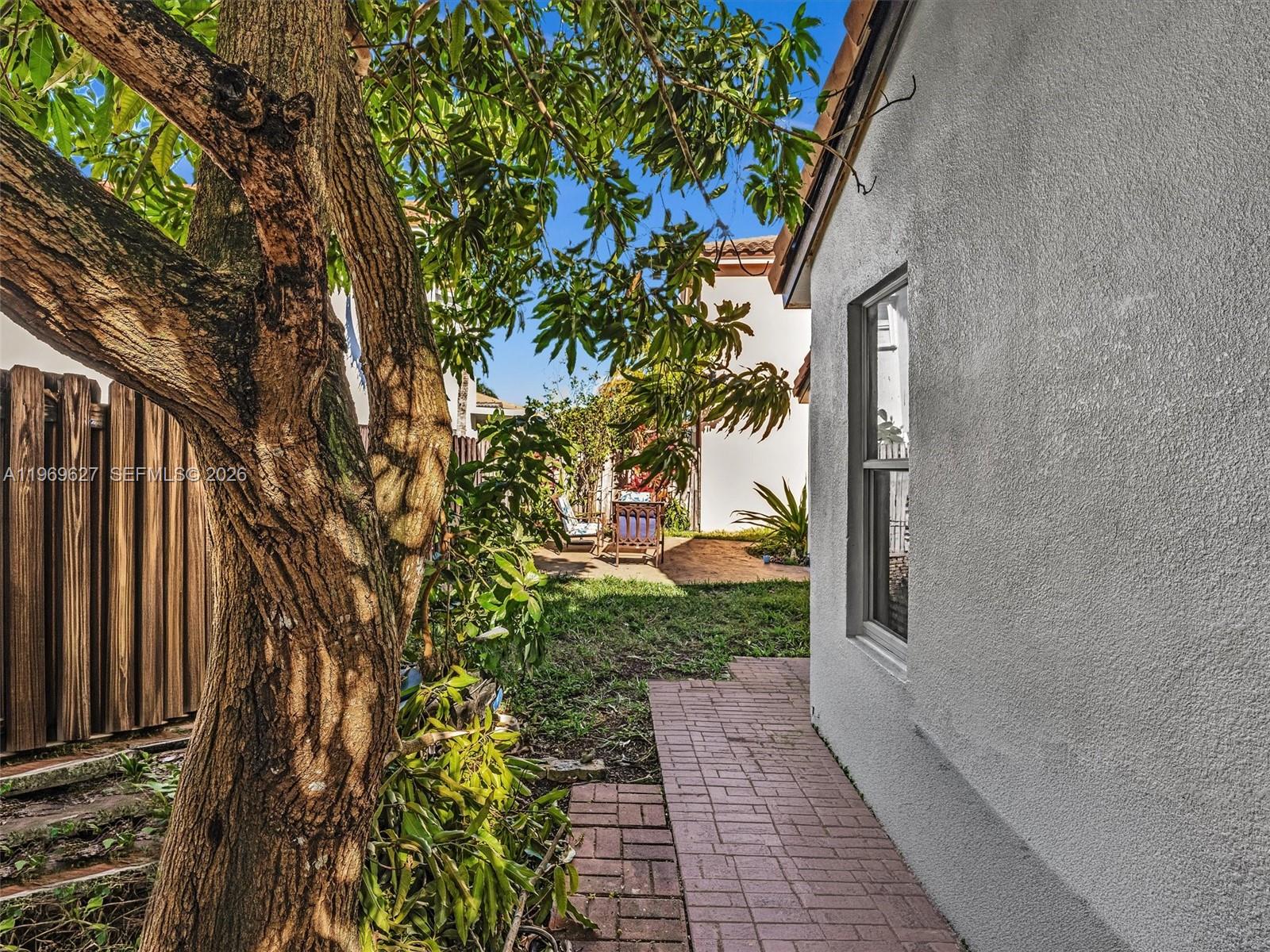 9166 Southwest 168th Court Miami, FL 33196 - Photo 48 of 59