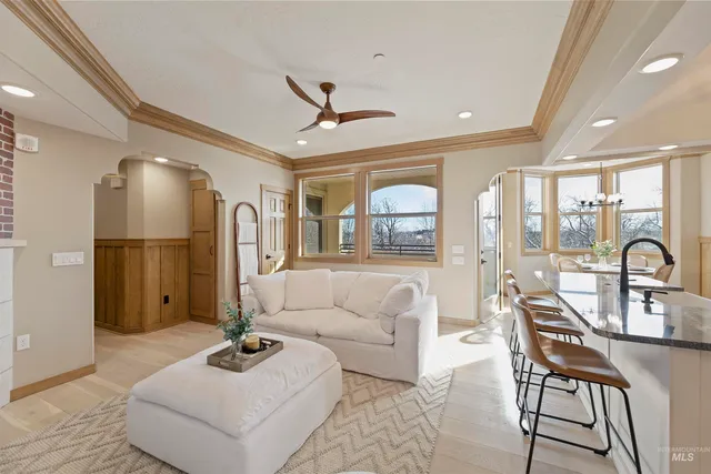 $775,000 | 79 East Aikens Road, Unit 203, Eagle, ID 83616