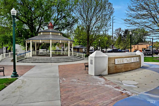 $775,000 | 79 East Aikens Road, Unit 203, Eagle, ID 83616