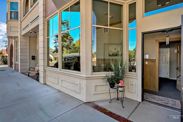 $775,000 | 79 East Aikens Road, Unit 203, Eagle, ID 83616