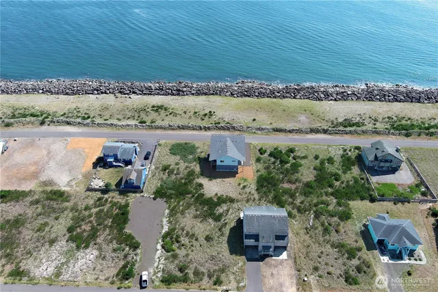 $395,000 | 1472 Storm King Way Southwest, Unit A, Ocean Shores, WA 98569