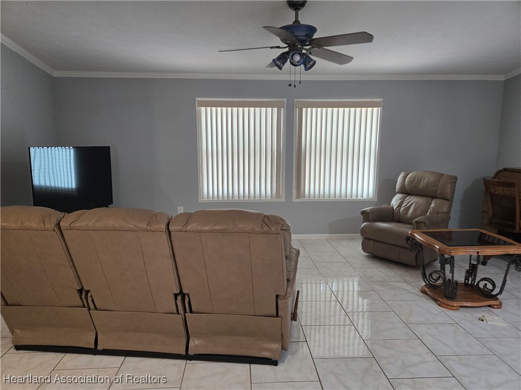 429 Sunbird Square Sebring, FL 33872 - Photo 8 of 32