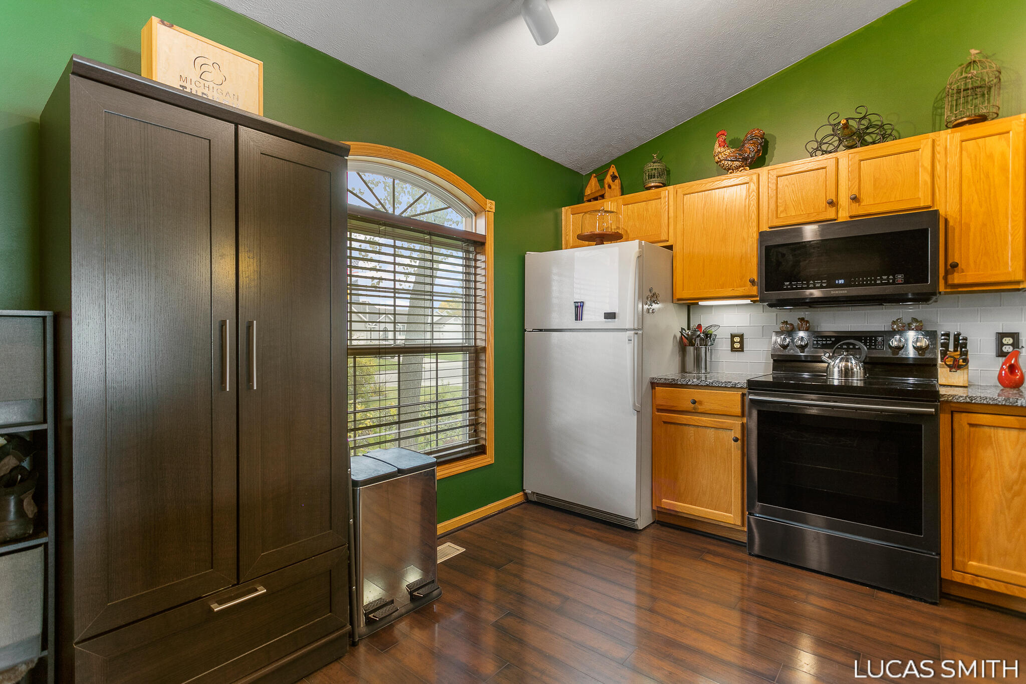 2958 Riley Ridge Road Holland, MI 49424 - Photo 6 of 37 2958 Riley Ridge Rd Holland-17