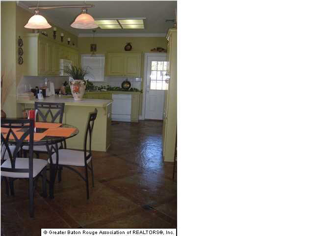 1925 Hunters Trail Drive Baton Rouge, LA 70816 - Photo 5 of 6 Gallery Image 5