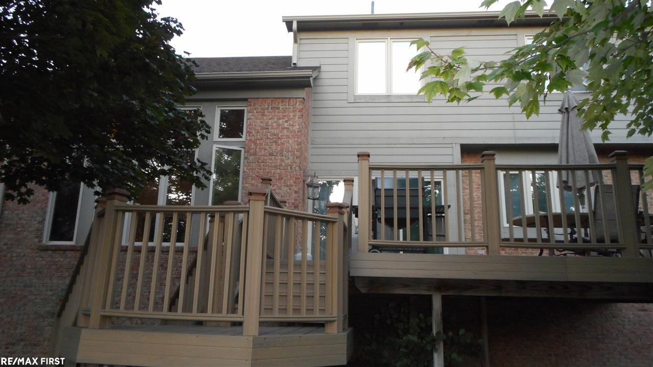 1088 Bloomview Circle Rochester, MI 48307 - Photo 7 of 29