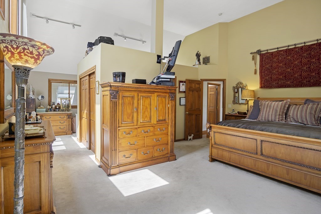 1 Coachman Ridge Road Shrewsbury, MA 01545 - Photo 27 of 42 Gallery Image 27