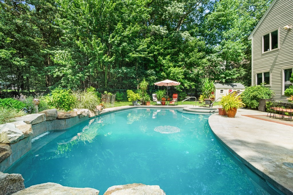 1 Coachman Ridge Road Shrewsbury, MA 01545 - Photo 39 of 42 Gallery Image 39