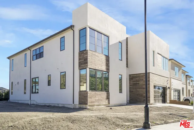 $2,999,888 | 11862 Hillsborough Lane, Porter Ranch, CA 91326