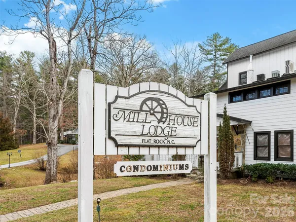 $189,900 | 130 Old Mill Road, Unit 223, Flat Rock, NC 28731
