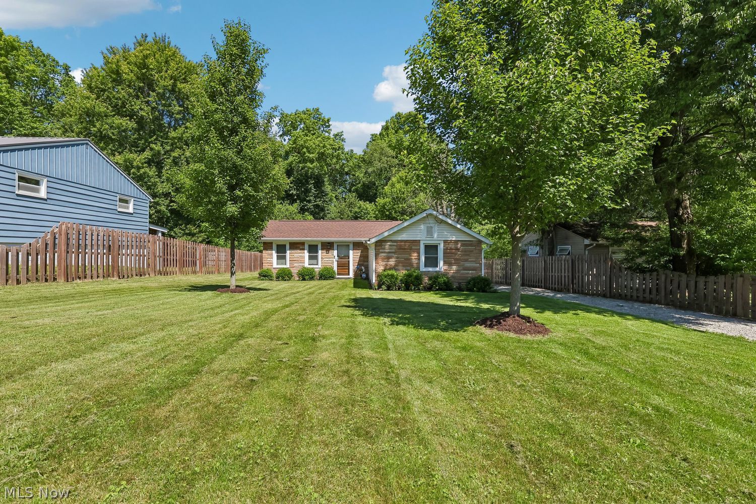 240 South Hickin Street Rittman, OH 44270 - Photo 4 of 37