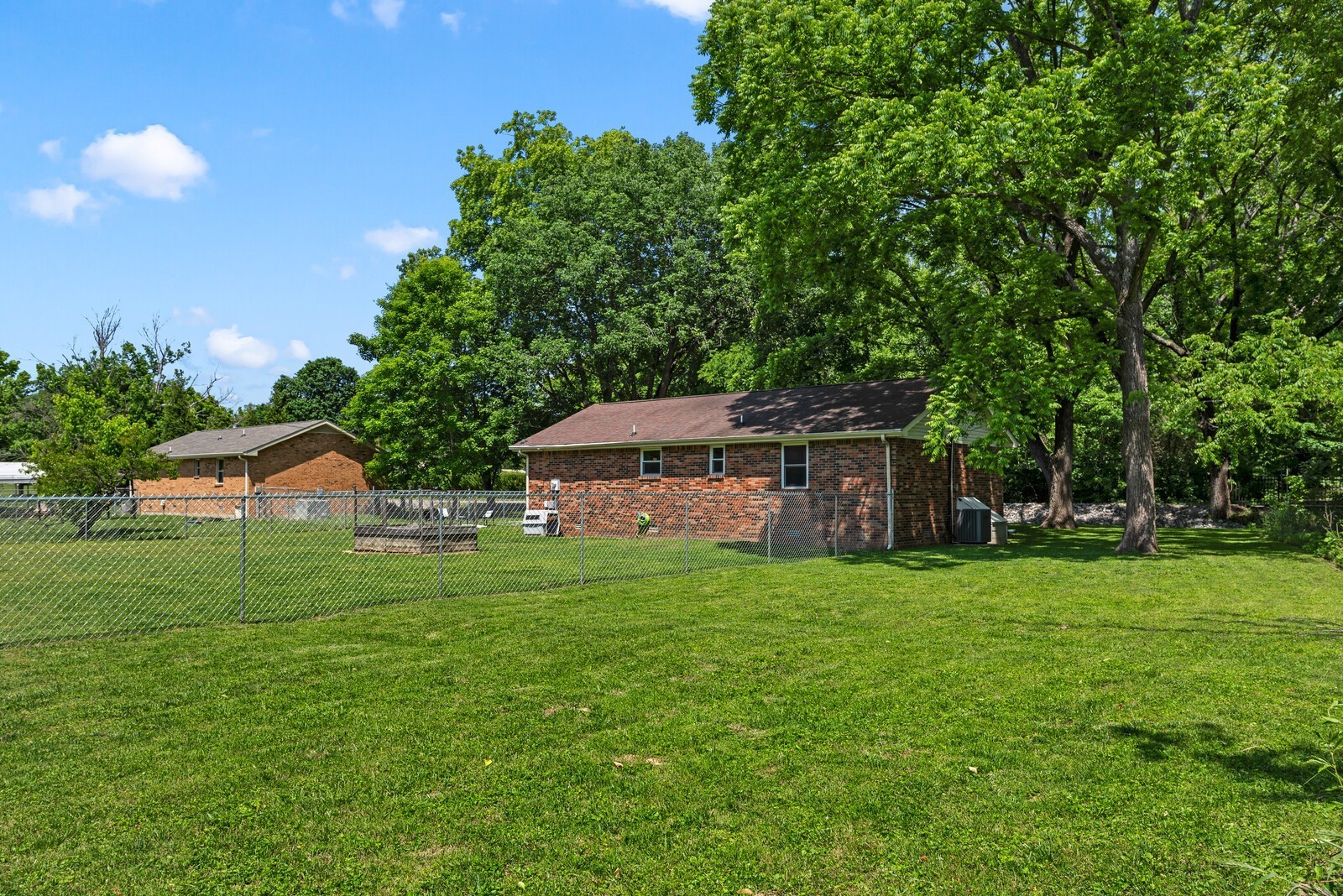 1223 Main Street Pleasant View, TN 37146 - Photo 10 of 33
