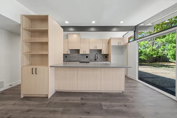 $550,000 | 5025 Hemlock Street, Sacramento, CA 95841