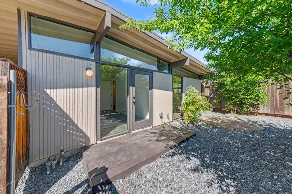 $550,000 | 5025 Hemlock Street, Sacramento, CA 95841