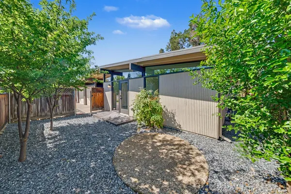 $550,000 | 5025 Hemlock Street, Sacramento, CA 95841