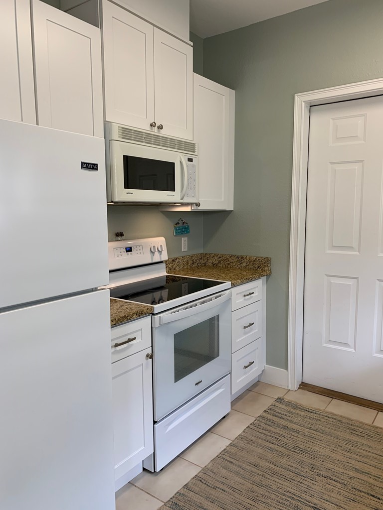 1412 Country Club Road Port St. Joe, FL 32456 - Photo 5 of 31 Gallery Image 5