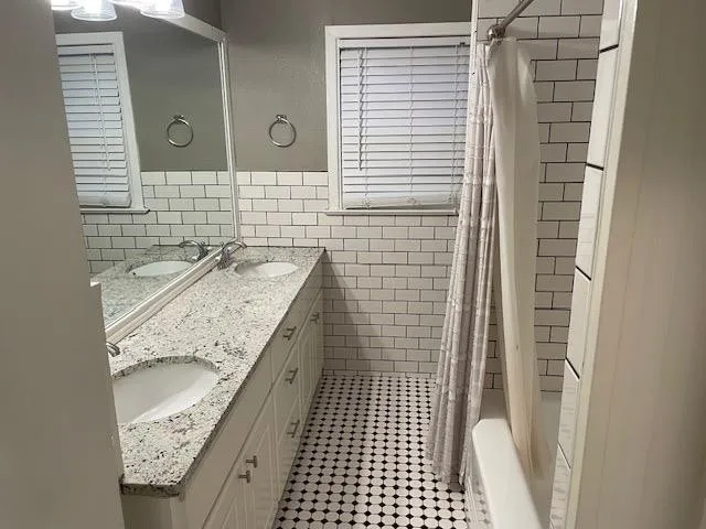 a bathroom with a bathtub