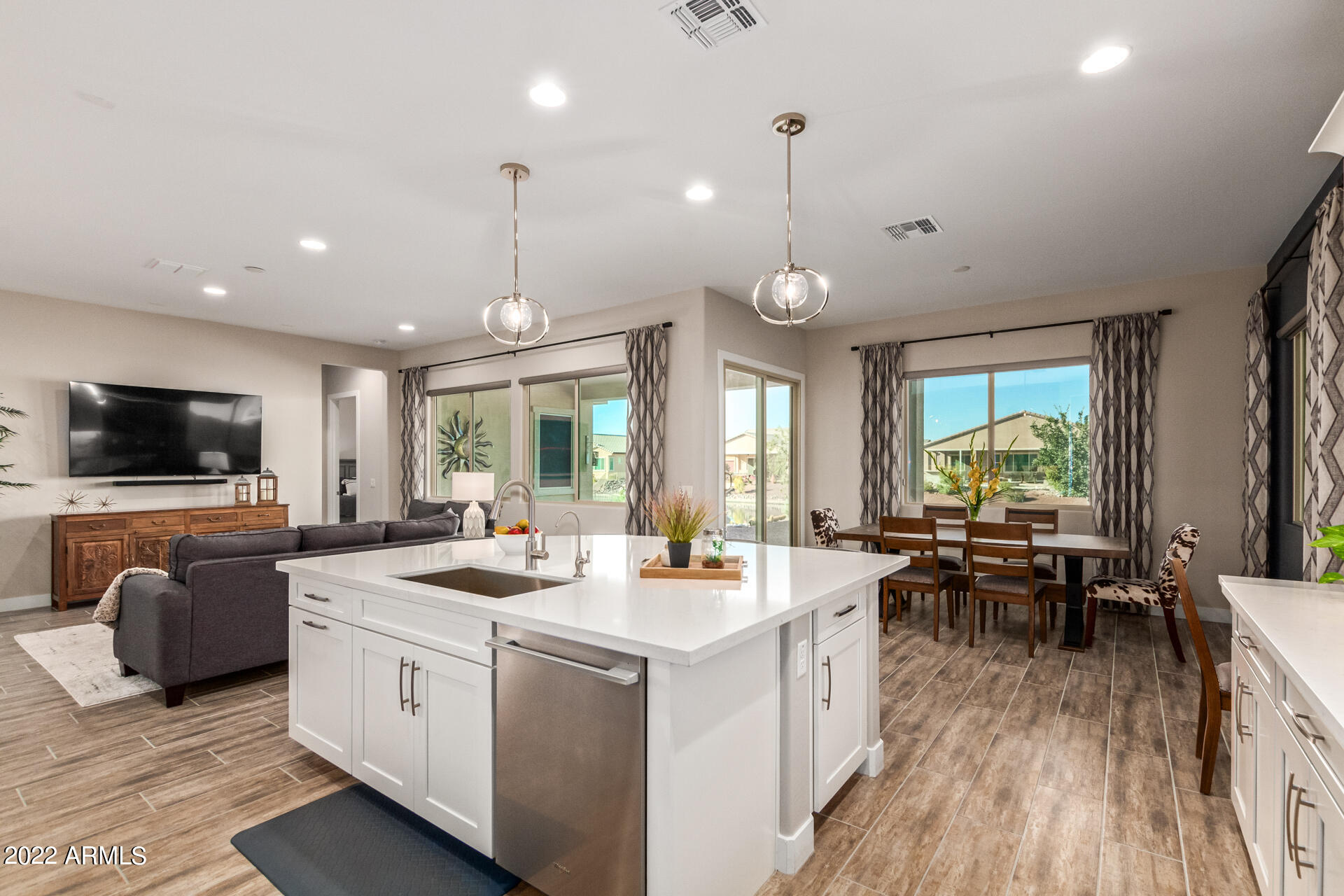 41788 West Springtime Road Maricopa, AZ 85138 - Photo 11 of 82 20-Springtime