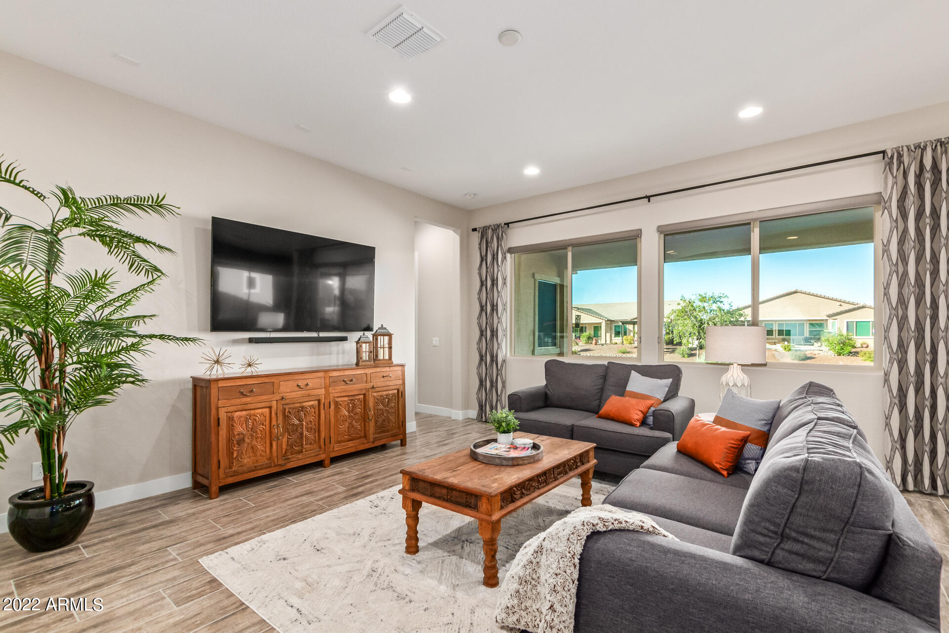 41788 West Springtime Road Maricopa, AZ 85138 - Photo 7 of 82 12-Springtime