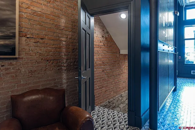 $2,500 | 801 Main Avenue, Unit B, Durango, CO 81301