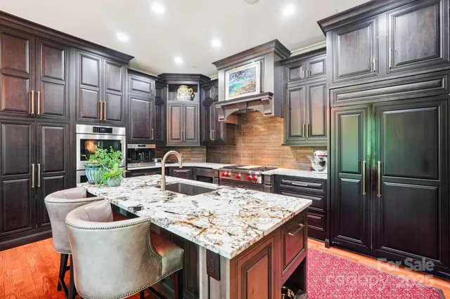 $1,690,000 | 229 North Church Street, Unit 401, Charlotte, NC 28202