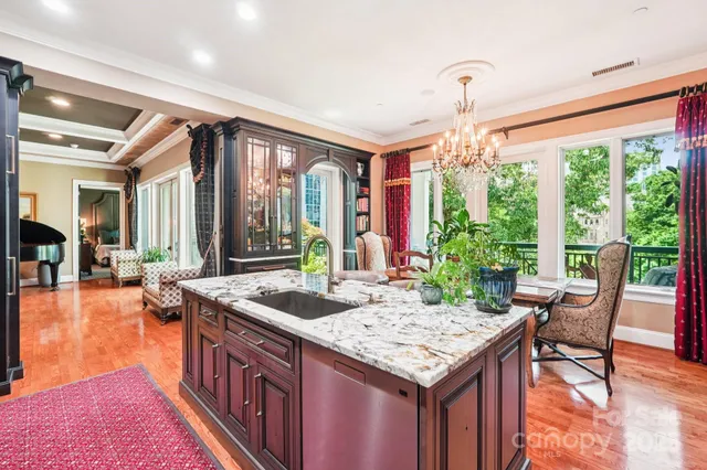 $1,690,000 | 229 North Church Street, Unit 401, Charlotte, NC 28202