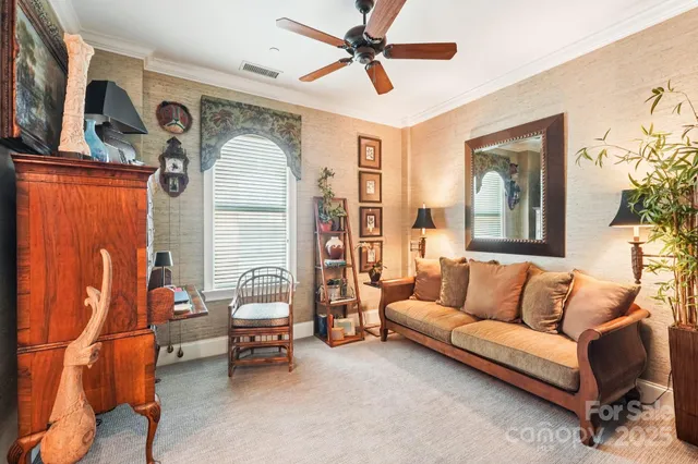 $1,690,000 | 229 North Church Street, Unit 401, Charlotte, NC 28202