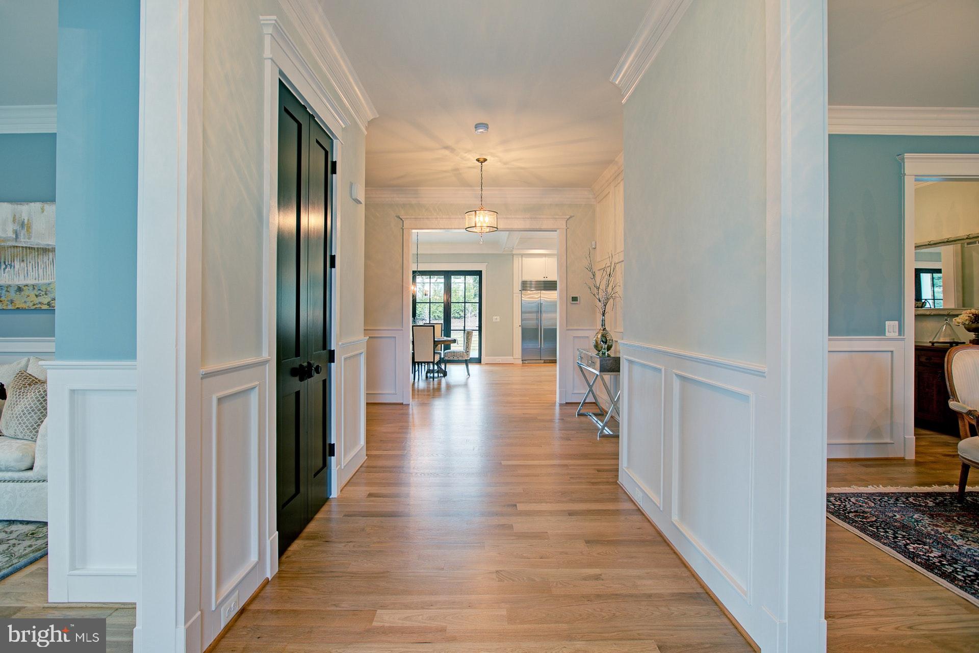 7207 Churchill Road McLean, VA 22101 - Photo 4 of 59