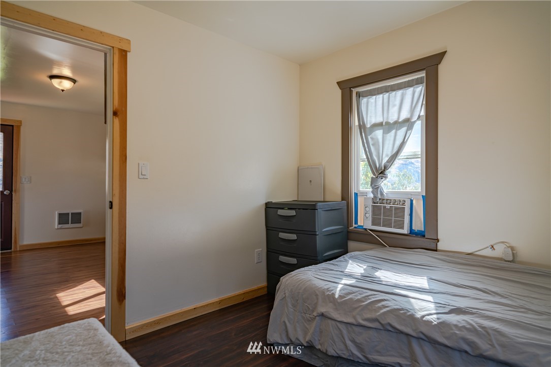 258 Starr Road Pateros, WA 98846 - Photo 13 of 27 Gallery Image 13