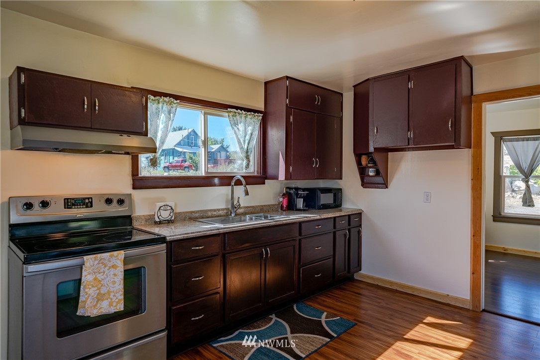 258 Starr Road Pateros, WA 98846 - Photo 9 of 27 Gallery Image 9