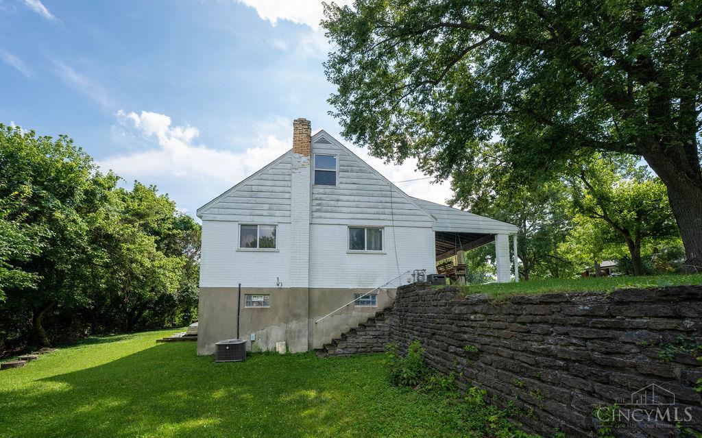 3036 Fiddlers Green Road Cincinnati, OH 45248 - Photo 6 of 38