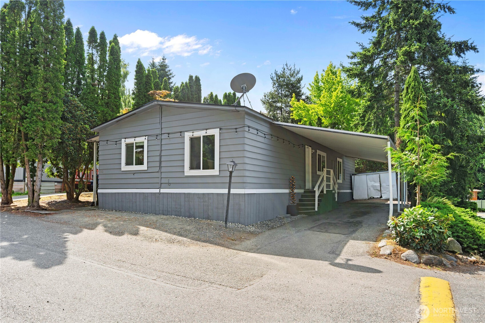 7701 Hardeson Road, Unit 100 Everett, WA 98203 - Photo 1 of 32