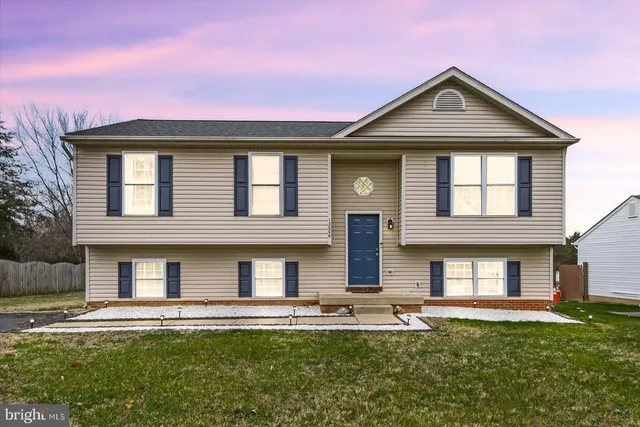 $439,900 | 12006 Falcon Ridge Drive, Fredericksburg, VA 22407