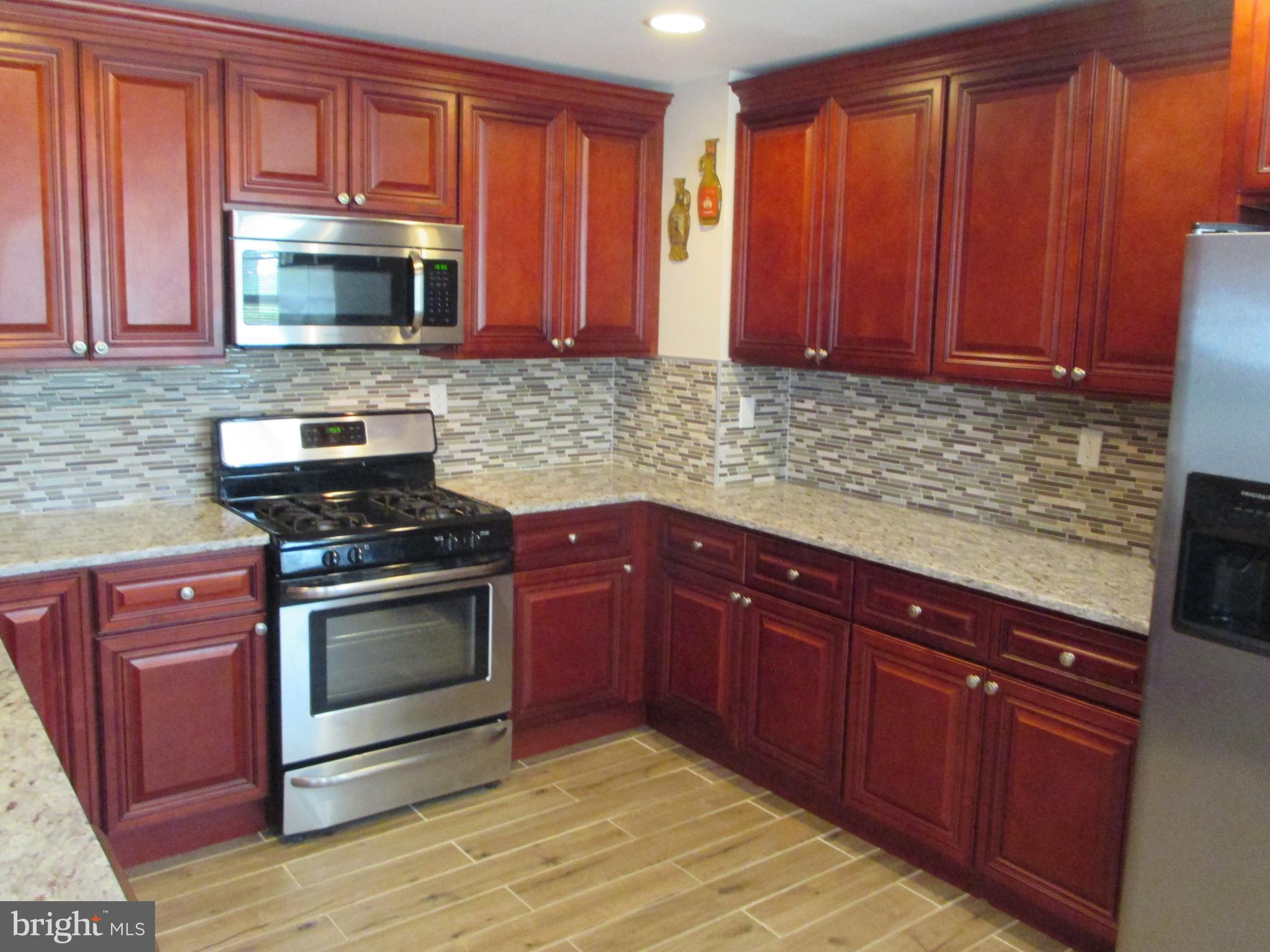 9318 Laramie Road Philadelphia, PA 19115 - Photo 17 of 40