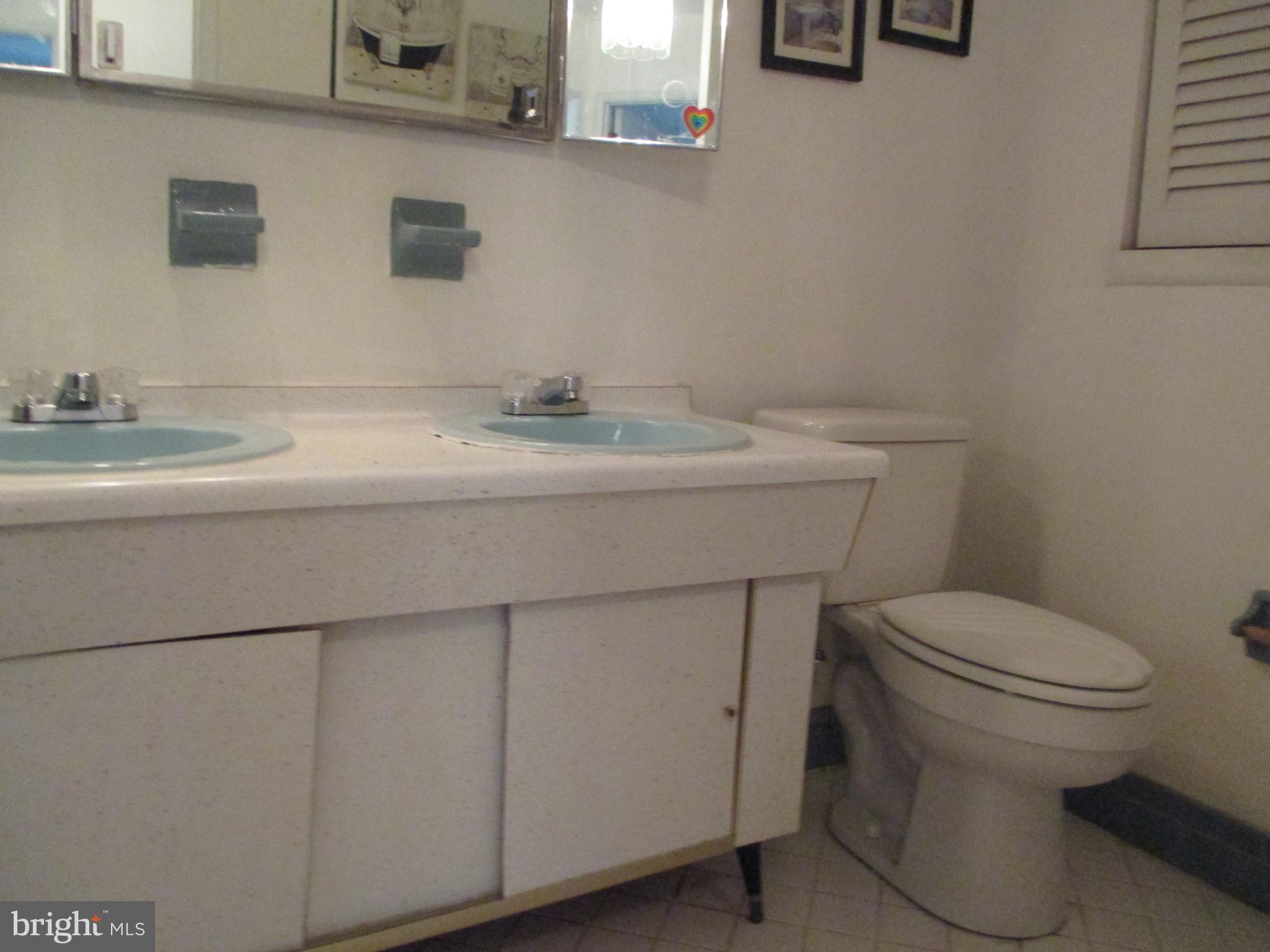 9318 Laramie Road Philadelphia, PA 19115 - Photo 24 of 40