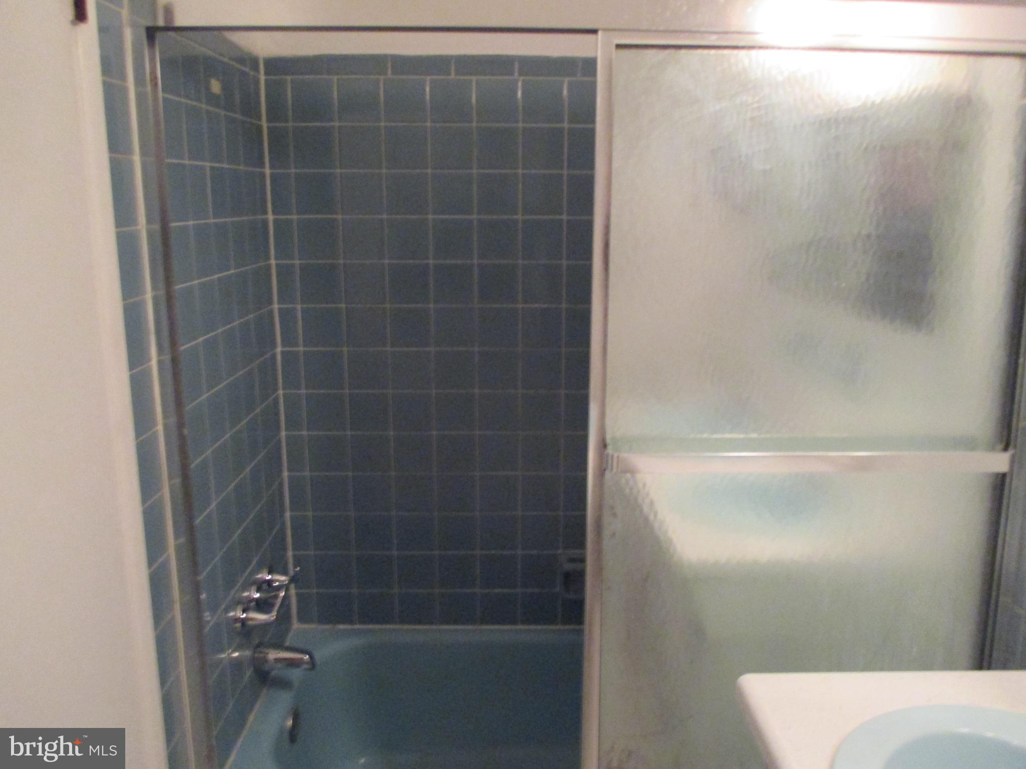 9318 Laramie Road Philadelphia, PA 19115 - Photo 25 of 40